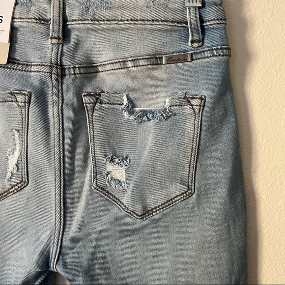KanCan light wash distressed jean shorts with stretch size small new with tags - Picture 7 of 9